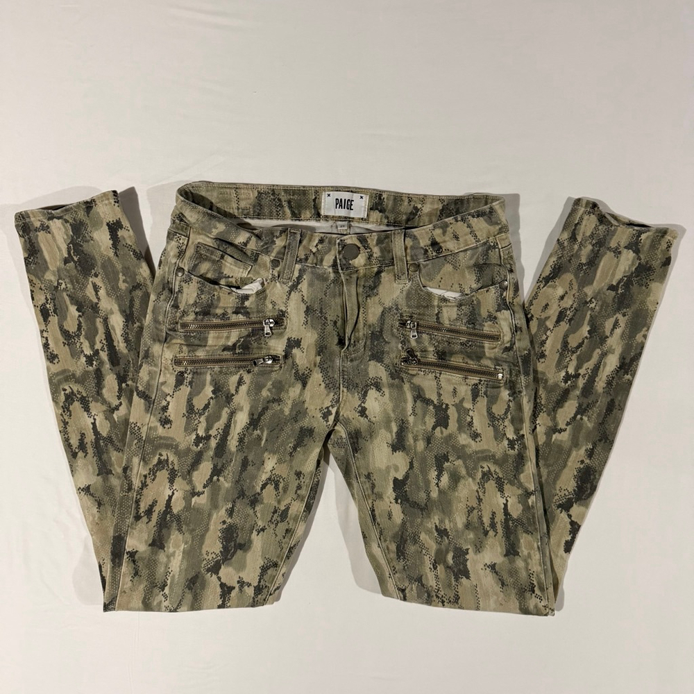 PAIGE Hoxton Skinny Cargo Jeans Green Snake Print 29 Zip Pocket Edgemont Safari